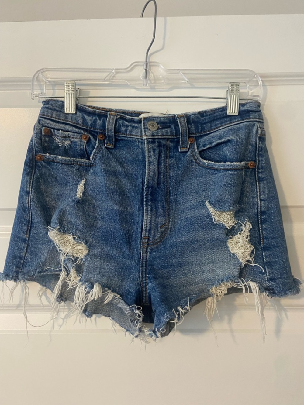 Abercrombie & Fitch “The Mom Shorts” High Rise EUC